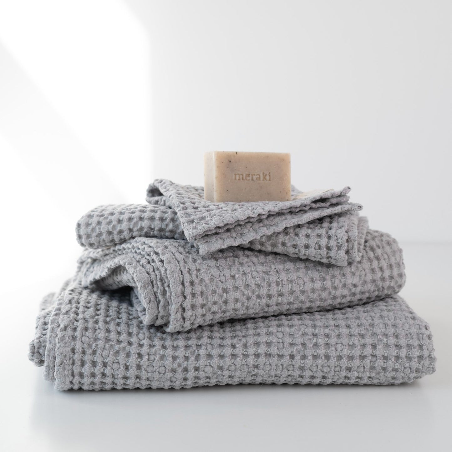 Honeycomb Linen and Cotton Waffle Towel Set (Light Grey)
