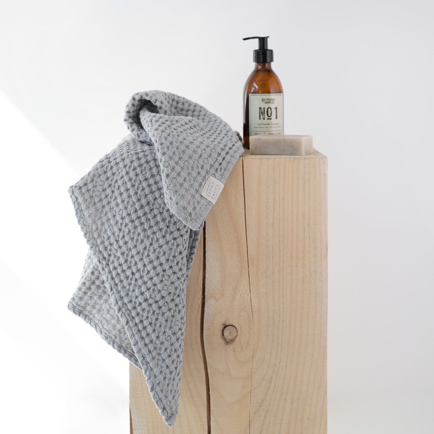 Honeycomb Linen and Cotton Waffle Towel Set (Light Grey)