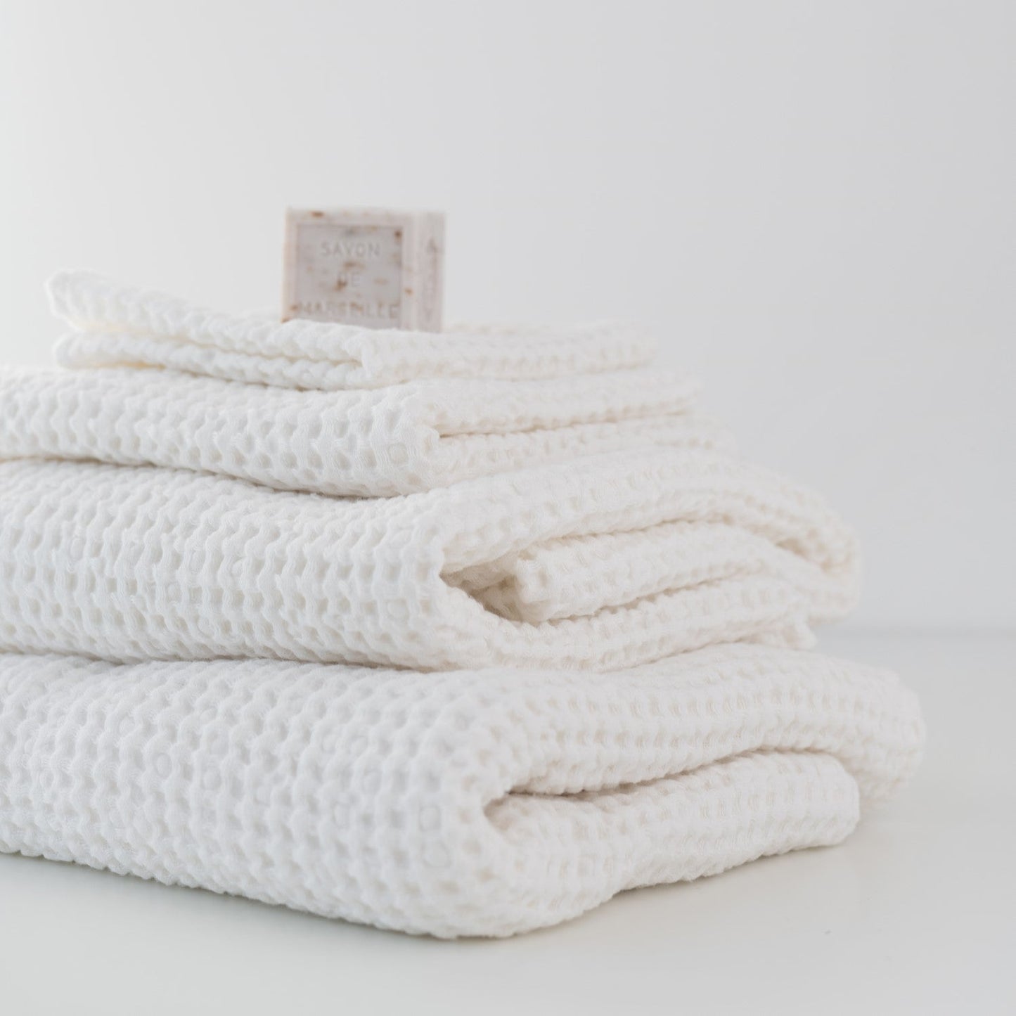 Honeycomb Linen and Cotton Waffle Towel Set (White)